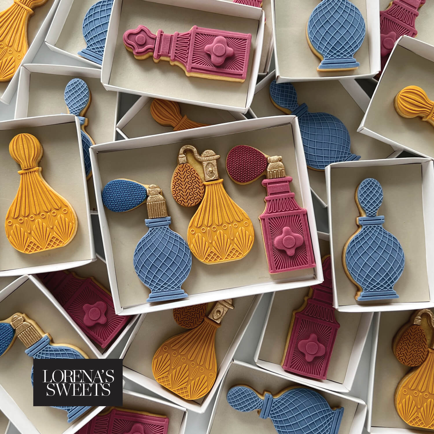 Cookie_Decoration_Kit_Chic_Perfumes_by_Lorena_s_Sweets