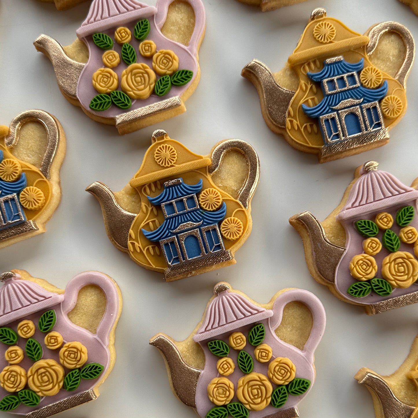 AFTERNOON TEA SINGLE