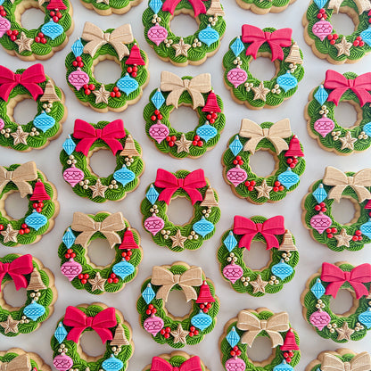 Single_Christmas_Wreath_by_Lorena_s_Sweets_02