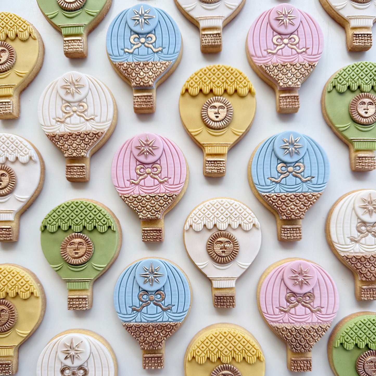 HOT AIR BALLOONS SINGLE