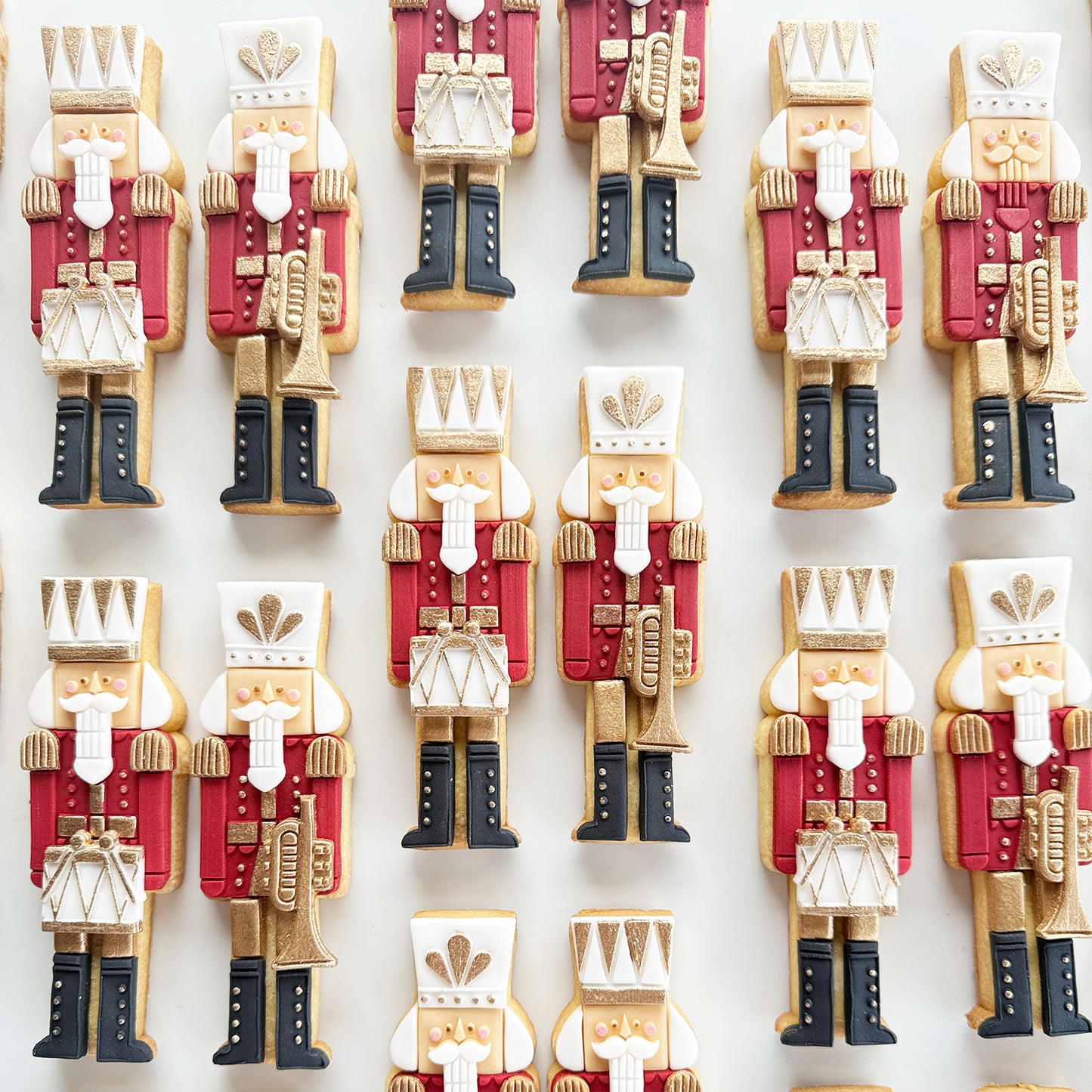 MUSICAL NUTCRACKER DUO SINGLE