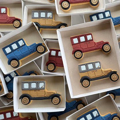 VINTAGE CAR SINGLE